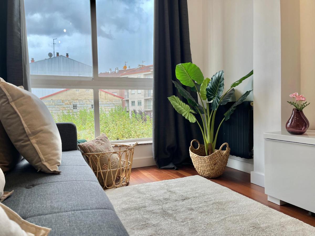 Appartamento Nuevo Piso En Couto Ourense Esterno foto